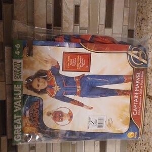Captain Marvel costume